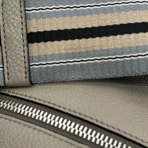 Prada Vitello Phenix Hobo Handbag - Picture 15 of 16